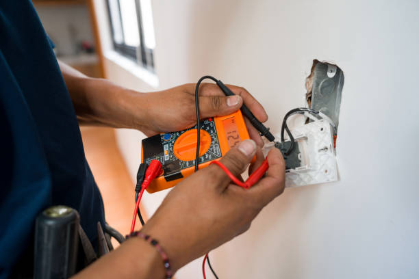 Best Affordable Emergency Electrician  in Wahneta, FL