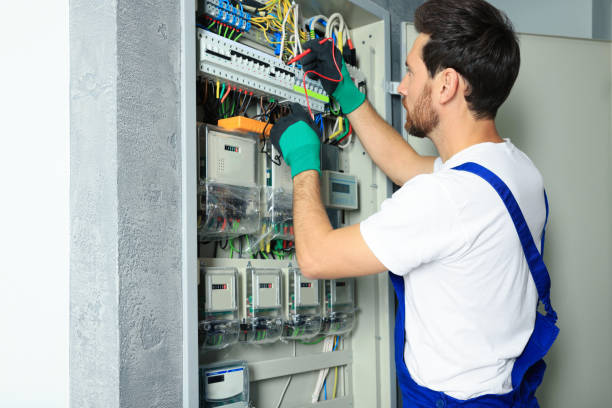 Best Emergency Electrician Near Me  in Wahneta, FL